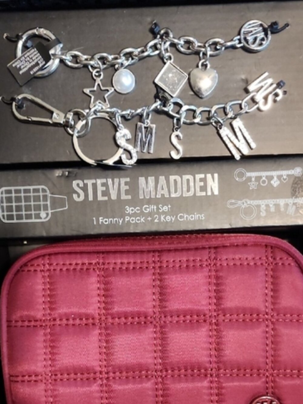 Steve Madden Maroon Quilted Fanny Pack with Silver Key Chains NIB - Picture 2 of 3